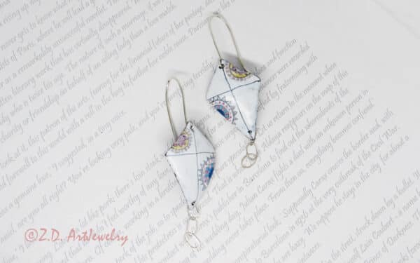 White kite earrings